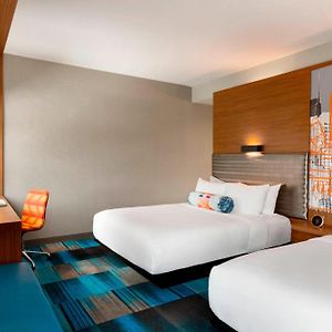 Aloft Guest room 2 Queen